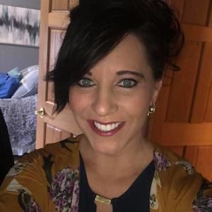 Meet your Posher, Lori